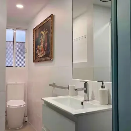 En Centro Apartment *